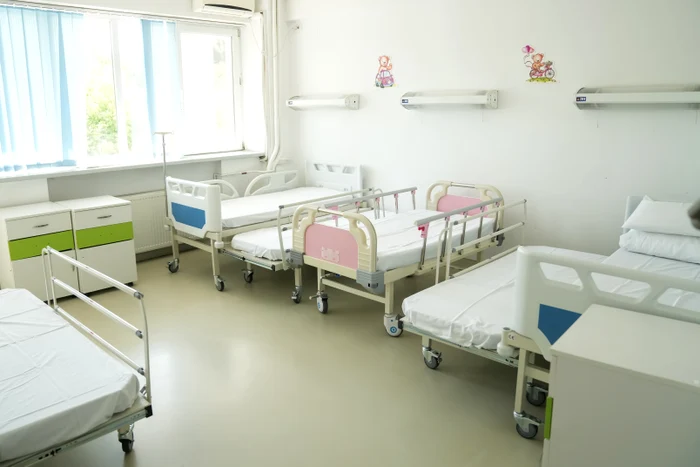 Paturi salon Spitalul Filantropia 1 jpg