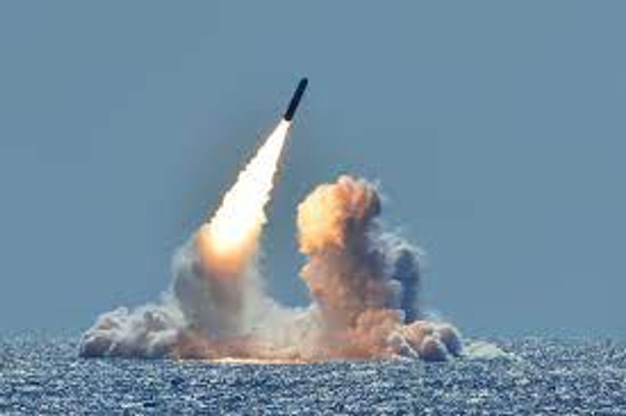 Marea Britanie va lansa o rachetă balistică pentru a testa un submarin nuclear