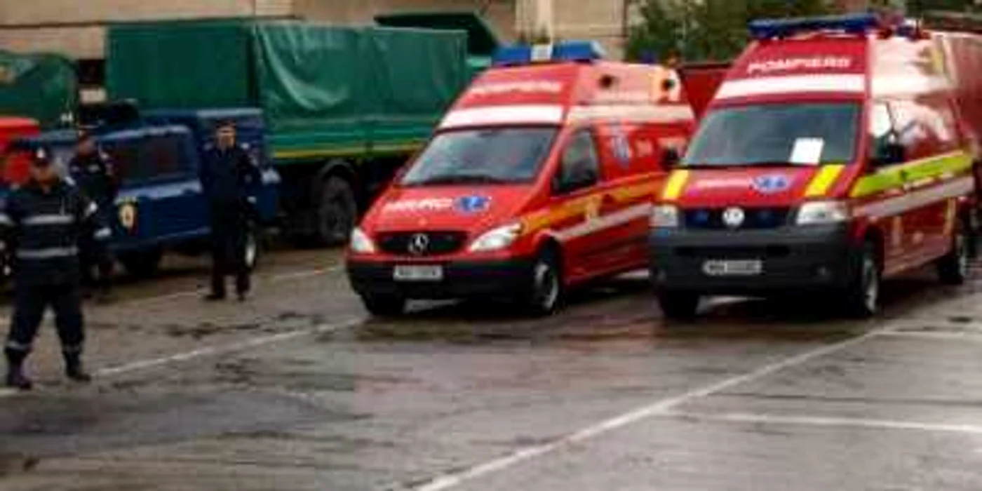 Pompierii l-au găsit pe bărbat mort