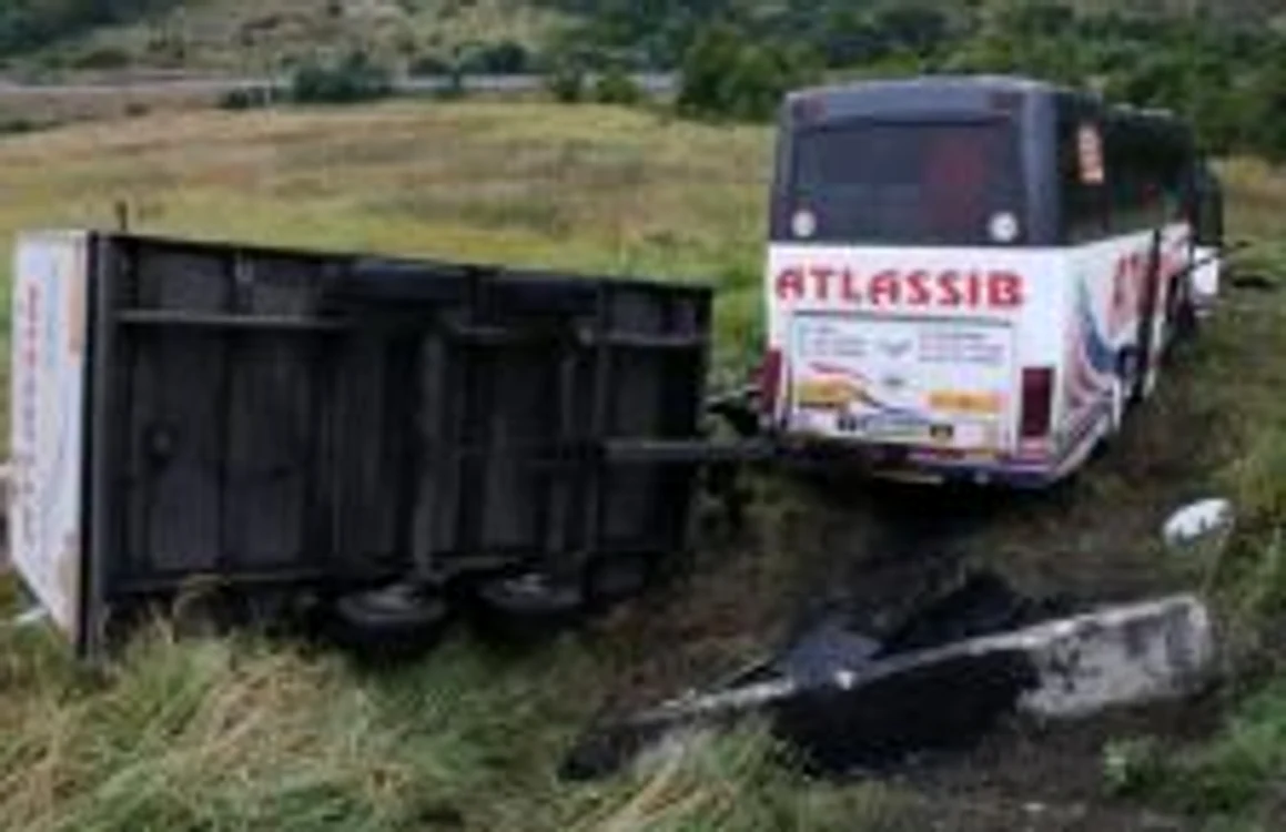 În urma accidentului patru români au fost răniţi