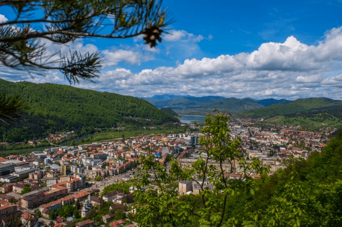 Piatra Neamț, panoramă de pe culmea Pietricica FOTO Facebook