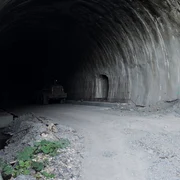 Tunelurile feroviare de pe Valea Mureșului  Foto Daniel Guță  ADEVĂRUL (1) jpg