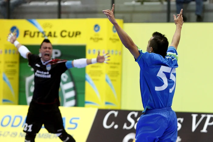 Există şanse pentru o finală mureşeană la futsal în 2012