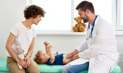 1 copil la doctor 85237502 xl jpg jpeg