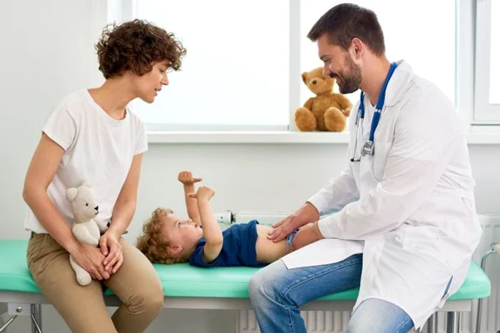 1 copil la doctor 85237502 xl jpg jpeg