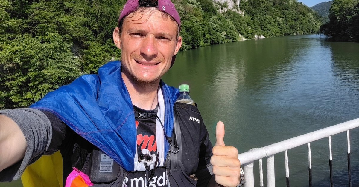 Ultramaratonist român, lovit de o mașină în Mehedinți