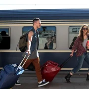 CFR a suplimentat 5 trenuri pentru minivacaţa de Rusalii