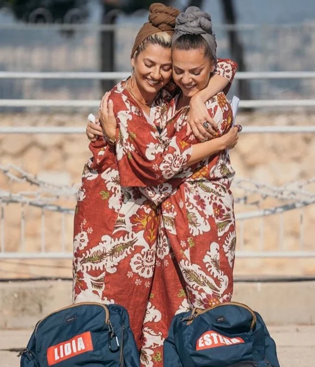 
    Lidia și Estera Buble au fost la un pas de finala Asia ExpressFoto: Instagram  