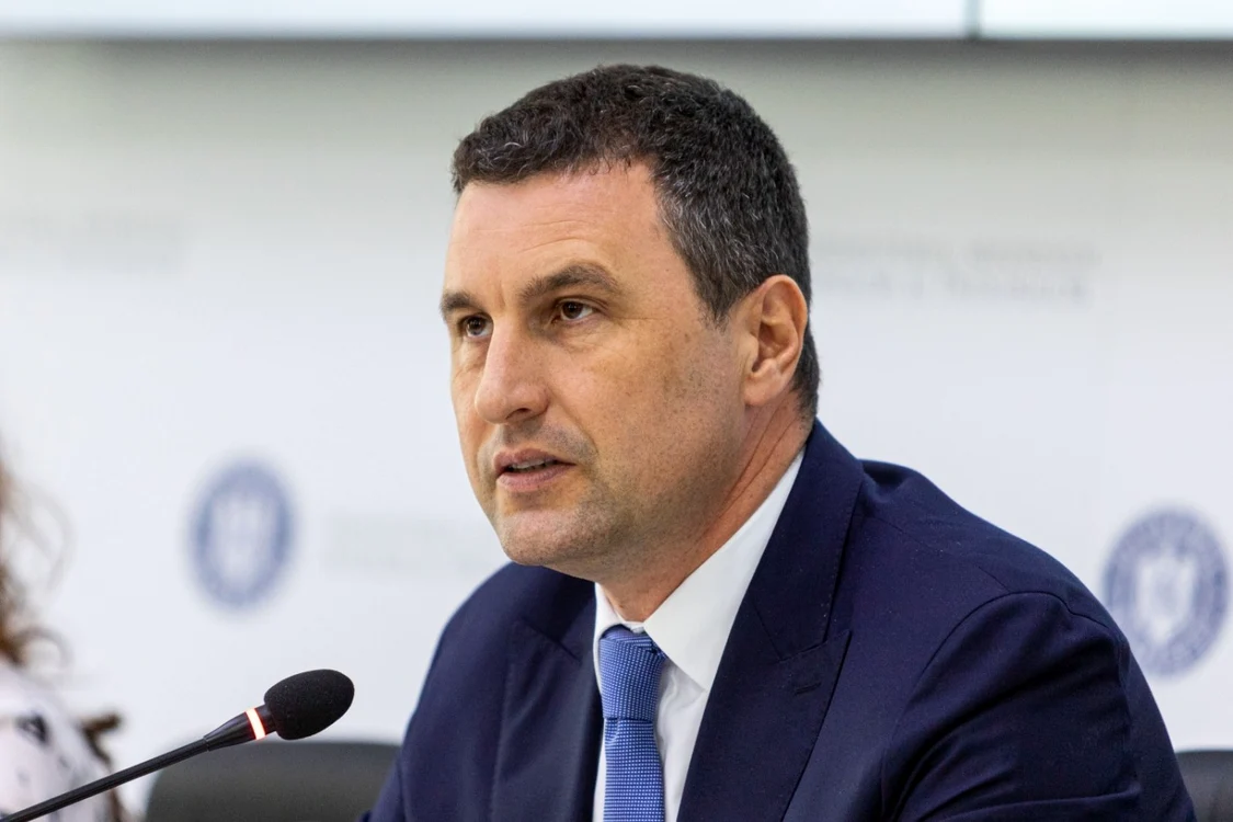 Ministrul Mediului a participat la Ora Guvernului din plenul Camerei Deputaților FOTO: Inquam