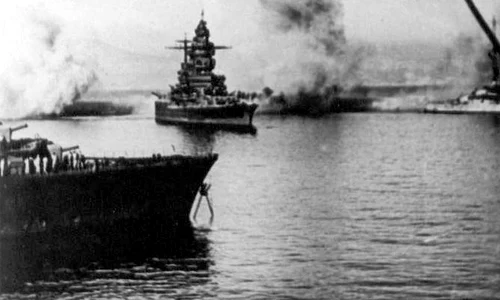 Calendar 3 iulie: 1940   Atacul de la Mers el Kébir  Flota franceză ancorată lângă coasta Algeriei a fost atacată de britanici  jpeg