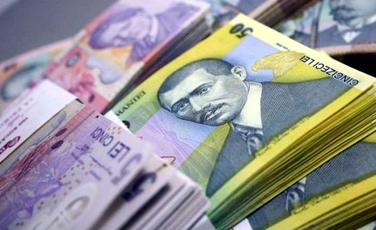 
    Salariile și pensiile cresc de la 1 iunie  