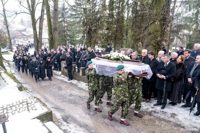 Înmormântare Verestoy Attila FOTO Szekelyhon.ro