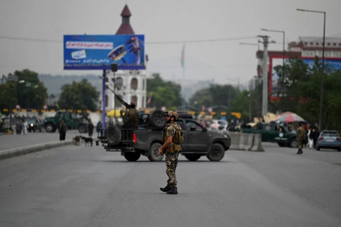 Atacul are loc în prima zi al Eid al-Adha, după un nou weekend de negocieri fără rezultat între guvernul afgan şi insurgenţii talibani la Doha. FOTO AFP