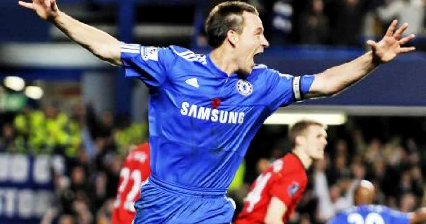 FOTBAL: Ferguson acuză arbitrajul din meciul cu Chelsea şi riscă sancţiuni