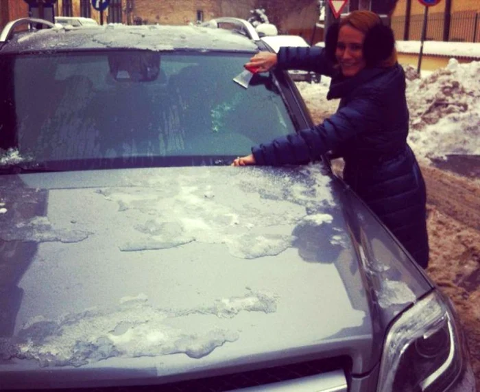 
    Andreea Esca (Foto: Facebook)  