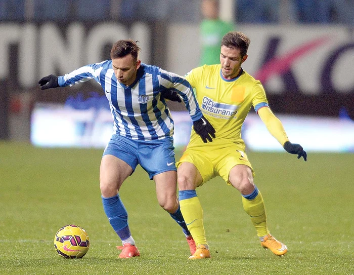 
    Emblema Stelei  a fost ştearsă şi  de pe tricouri şi  de pe tabelăFoto: Mediafax  