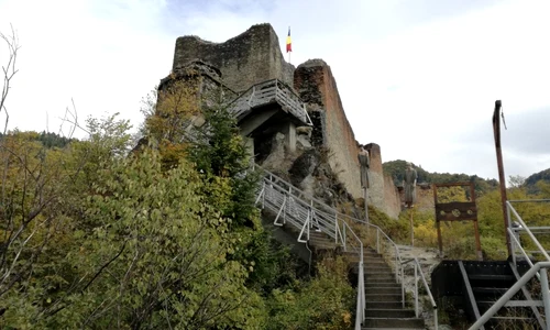 Cetatea Poenari 4 jpg jpeg