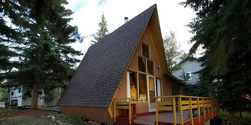 Cabane A frame  Wikipedia (3) jpg