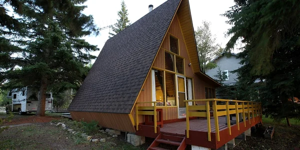 Cabane A frame  Wikipedia (3) jpg