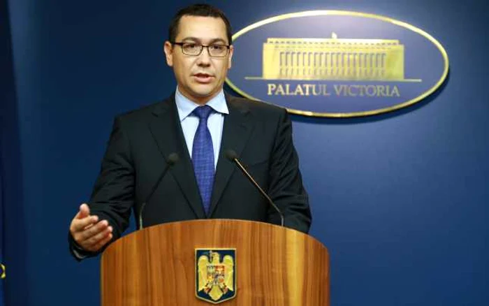 Premierul Victor Ponta spune că preşedintele suspendat, Traian Băsescu a fost respins de români FOTO: Mediafax
