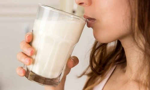 lapte cu miere beneficii jpeg