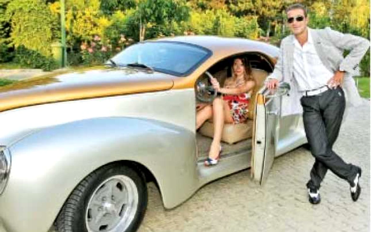 Atitudinea de personaj extravagant nu l-a împiedicat pe Radu Mazăre să obţină patru mandate consecutive ca primar al oraşului Constanţa   p Foto: mediafax