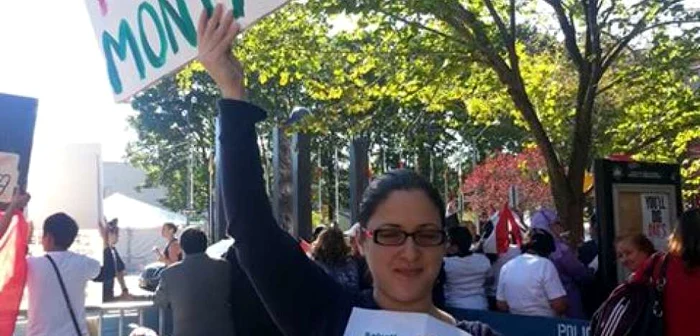 Anda Lupşe este coordonatoarea protestelor de la New York