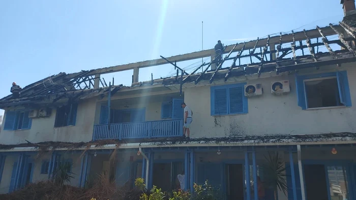 Incendiu la pensiunea din Sarichioi FOTO ISU