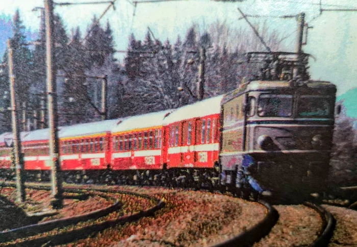 Coperta cărții „Mersul trenurilor de călători” din 1978 FOTO Ioan Buciumar