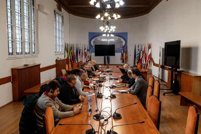 Fermierii și transportatorii, la negocieri la Ministerul Agriculturii Foto Inquam Photos