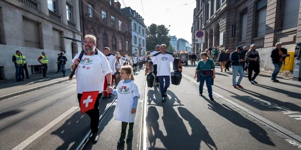 Manifestanti antirestrictii in Elvetia FOTO EPA-EFE
