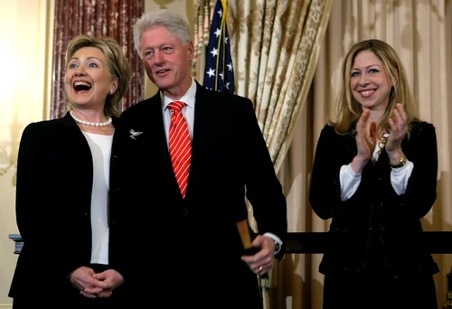 Hillary, Bill și Chelsea Clinton