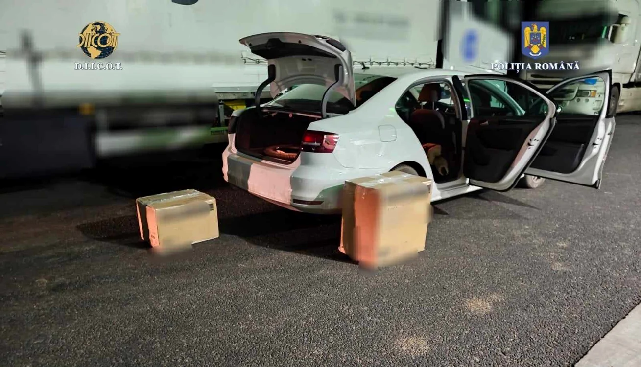 Pachetele erau cu droguri FOTO Poliția Română