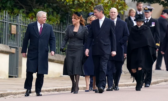 Prințul Andrew și fosta soție, Sarah Ferguson (2) jpg