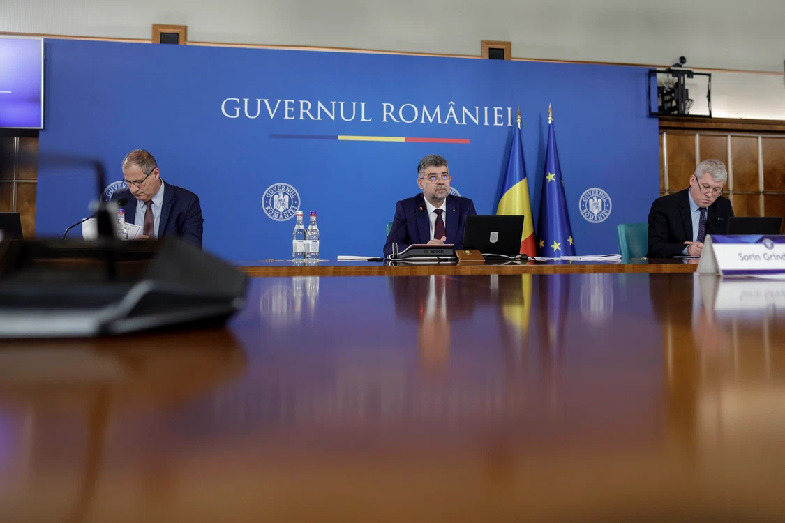 Maghiarii vin în România la cumpărături. Foto: Inquam