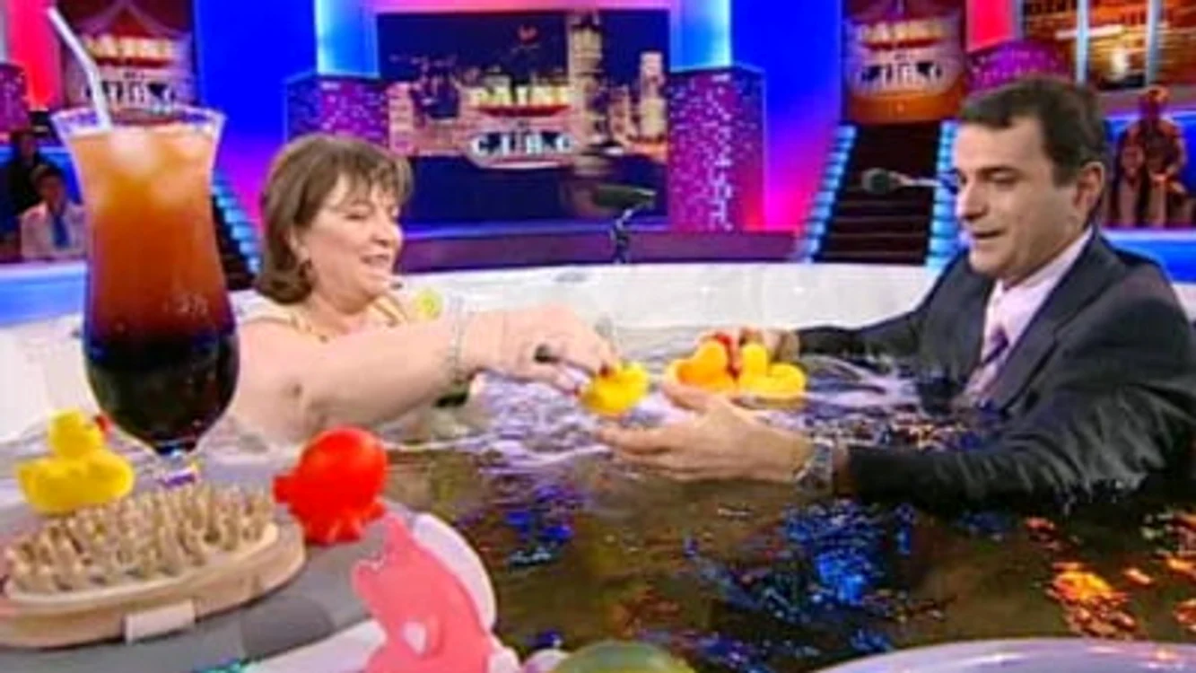Lucian Mîndruță, în jacuzzi cu Norica Nicolai