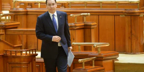 Victor Ponta începe să simtă la buzunar ce înseamnă să nu duci la îndeplinire sentinţele judecătoreşti FOTO Mediafax