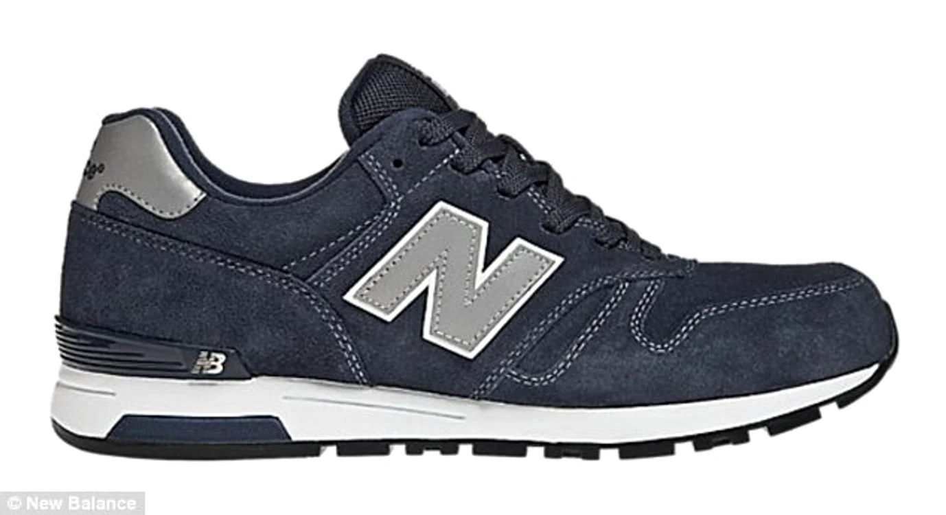 Adidaşii lui Karl şi cei New Balance