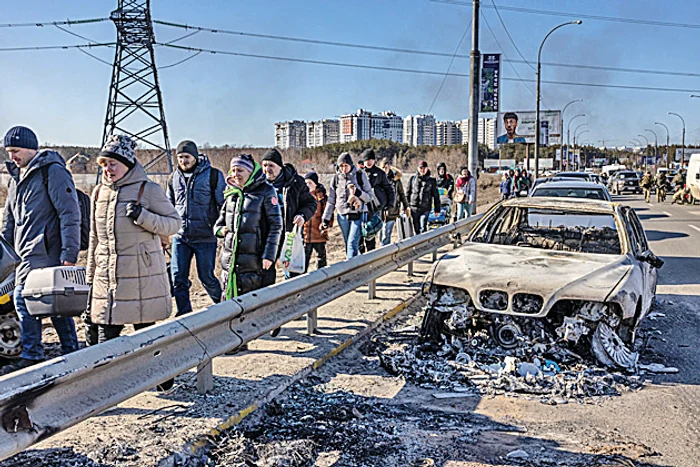 Mii de oameni au trecut graniţa în Rusia din cauza disperării