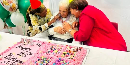 PHOTO 2024 09 27 15 59 141 696x522 jpg