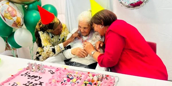 PHOTO 2024 09 27 15 59 141 696x522 jpg