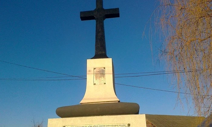«Monumentele Marelui Război»: Monumentul Eroilor din comuna Vidra, județul Vrancea/ FOTO jpeg