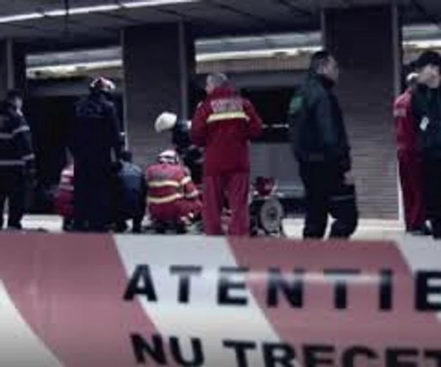 
    Bărbatul care a ucis un om pe scările staţiei de metrou Eroii Revoluţiei, a fost arestat, azi, pentru 30 de zile  