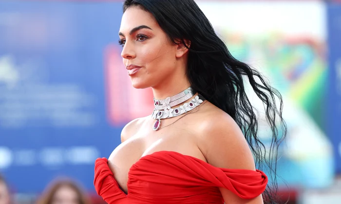Georgina Rodriguez pe covorul roșu de la Veneția, 2023, Getty (1) jpg