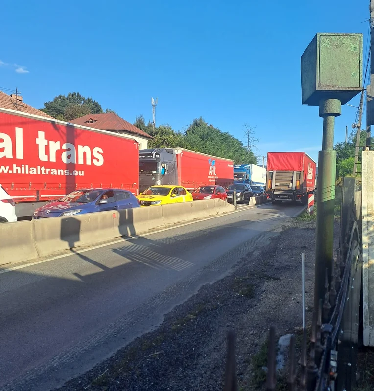 Traficul pe DN 7 Valea Oltului la începutul lunii septembrie Foto Gigi
