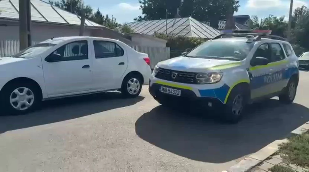 Desfășurare de forțe în Țăndărei, după ce un bărbat a fost ucis din cauza unui teren. Patru persoane au fost reținute
