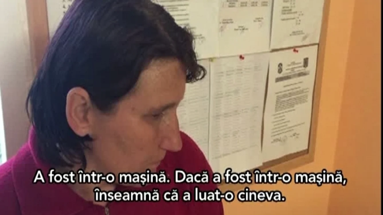 
    Mama fetiţei dispărute se teme că micuţa a fost răpităRomânia TV  