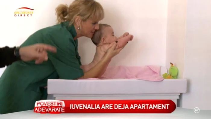 Iuvenalia face gimnastică cu un kinetoterapeut