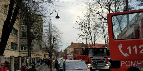 Incendiu la Colegiul Naţional Octavian Goga din Sibiu Foto Adevărul