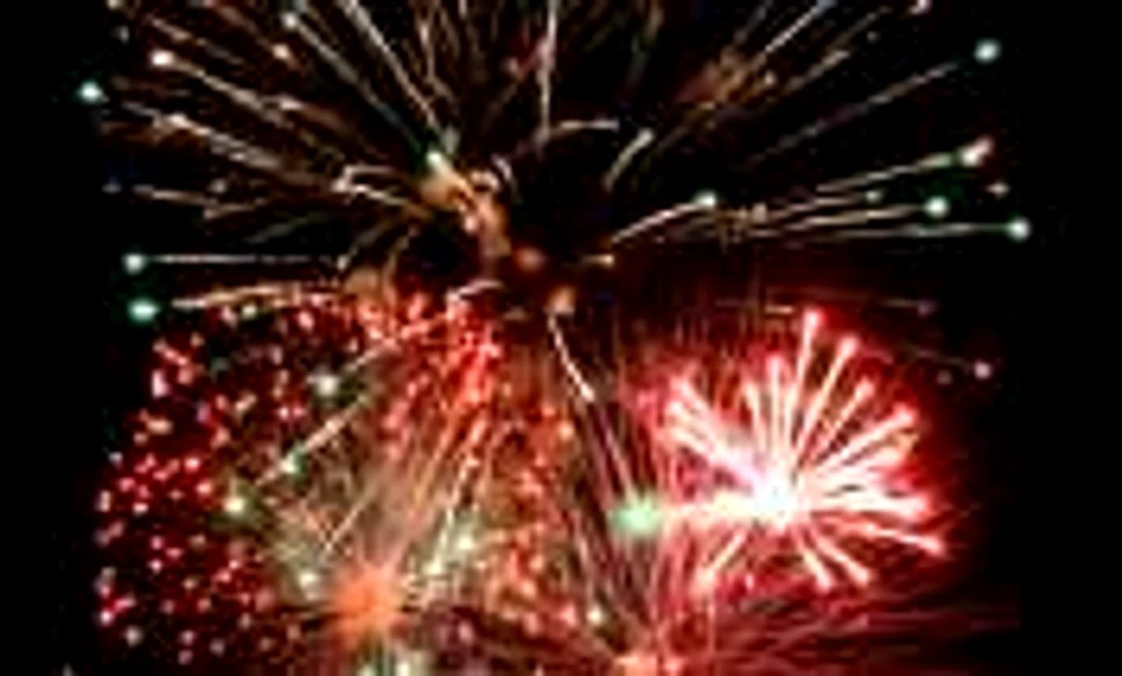 Focuri de artificii pe cerul Târgu-Mureşului